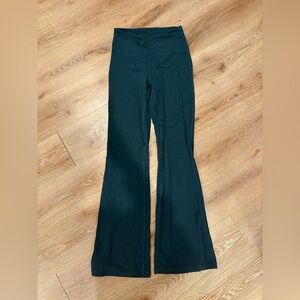 Lululemon Groove Flared Leggings